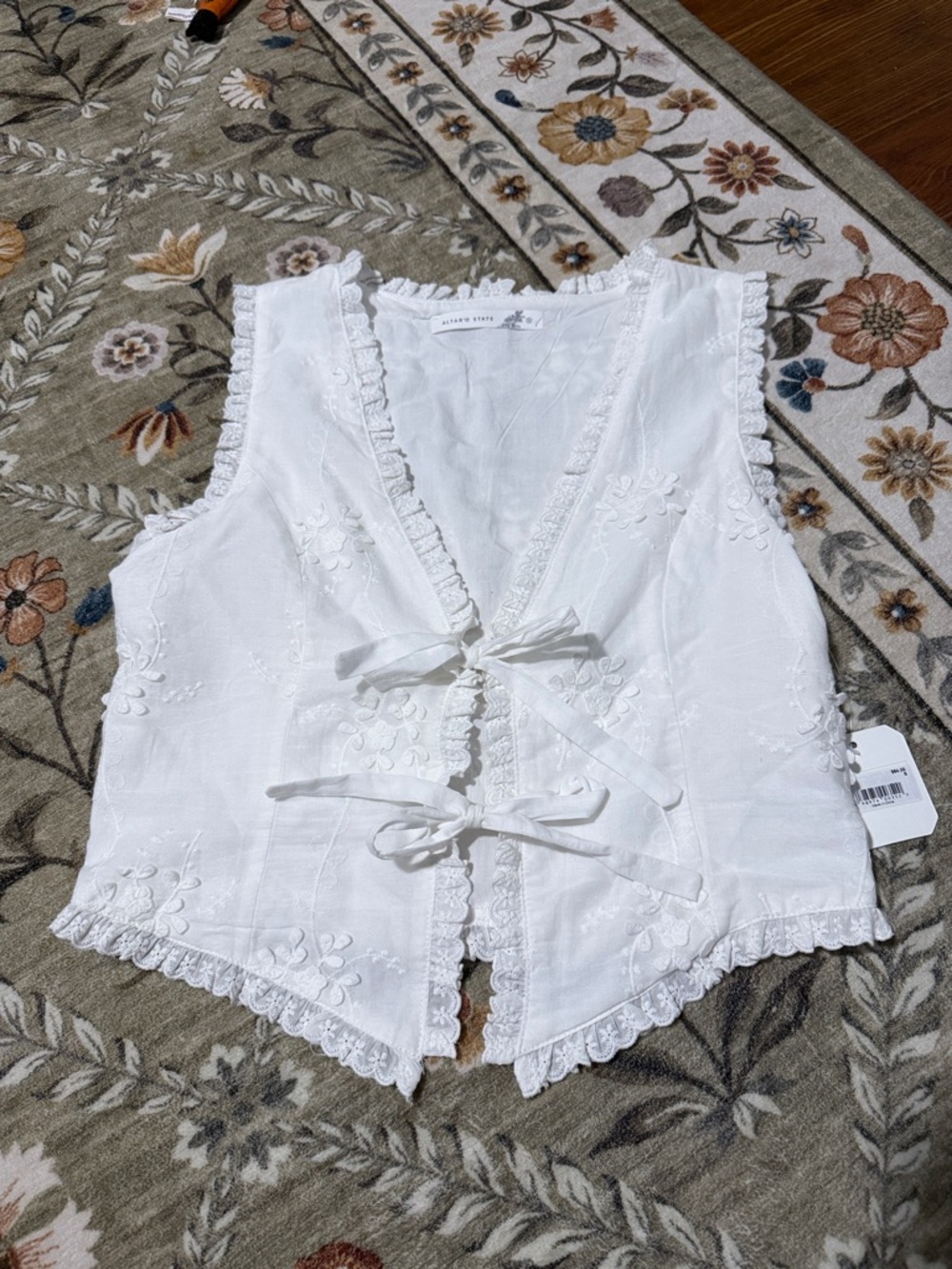 Altar'd State White Embroidered Tie-Front Lace Trim Tank